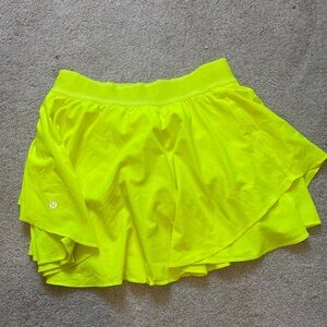 Women’s Lululemon Skirt sz. 8